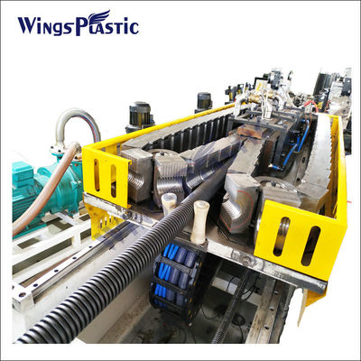 Ligne en plastique machine automatique d'extrusion de tuyau de décharge d'eaux d'égout d'extrudeuse de tuyau du pe DWC